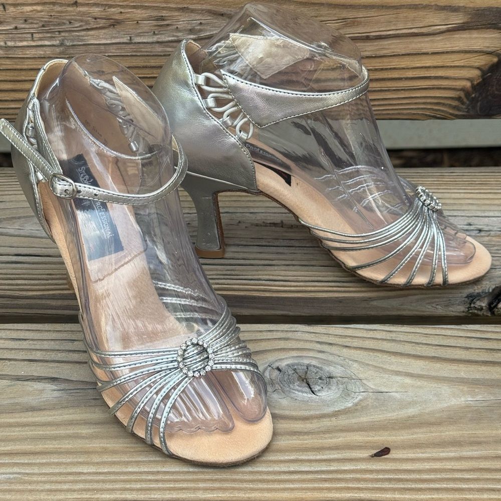 Stephanie Professional Ballroom dance shoes. Silver sandals Size 8.5 M